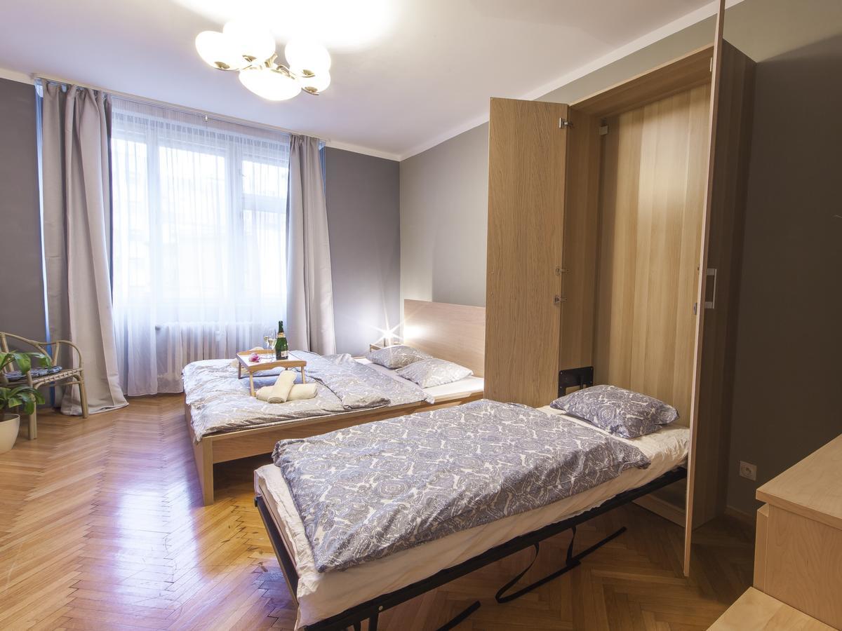 Modern Central Apartment Dlouha プラハ エクステリア 写真