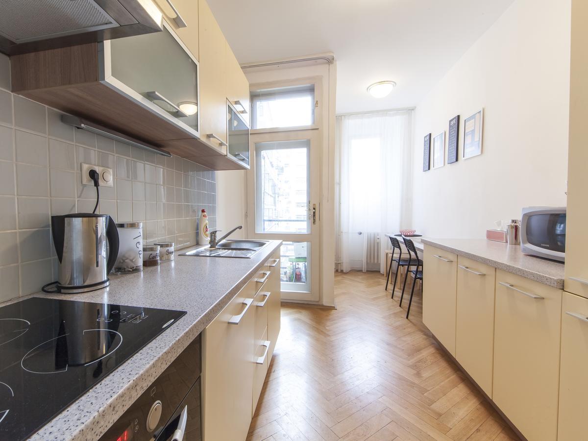 Modern Central Apartment Dlouha プラハ エクステリア 写真